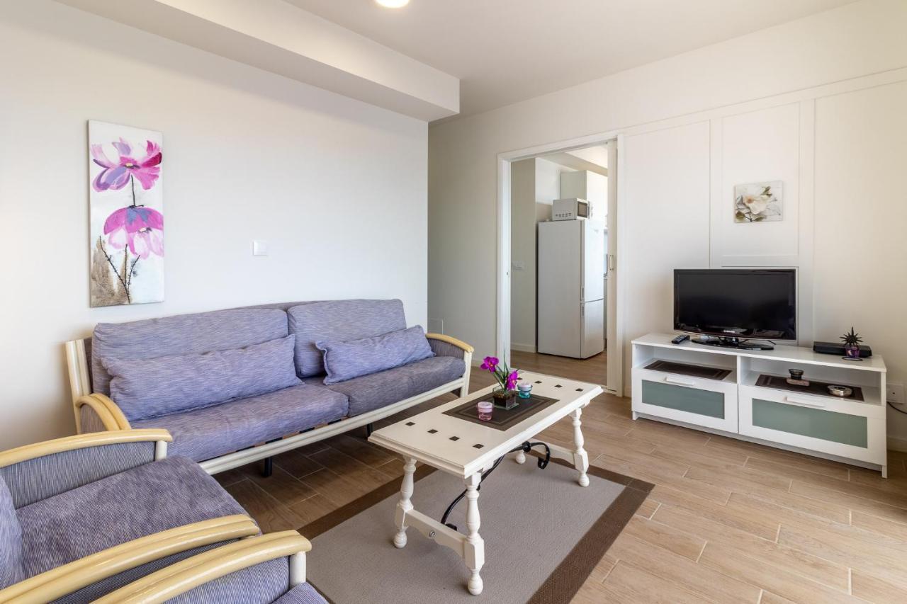 Flatguest Danubio + Sea View + Pool + Beach Моган Экстерьер фото